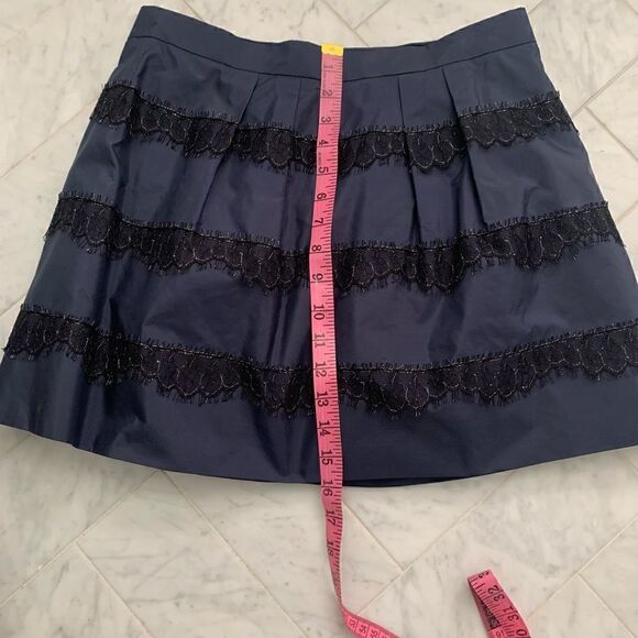 𝅺JCREW navy blue & black mini skirt satin & lace pleated mini skirt sz 4 EUC - Picture 7 of 11